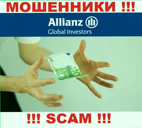 В дилинговом центре Allianz Global Investors требуют погасить дополнительно комиссионные сборы за возврат вложений - не ведитесь